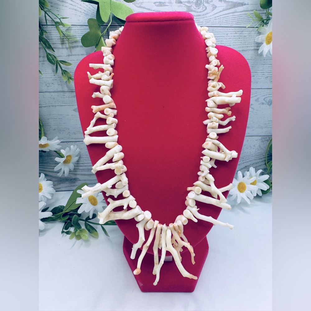 Vintage Native American Angel Skin Coral Necklace